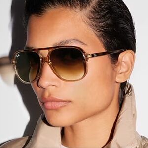 Brand new rayban bill for petite face